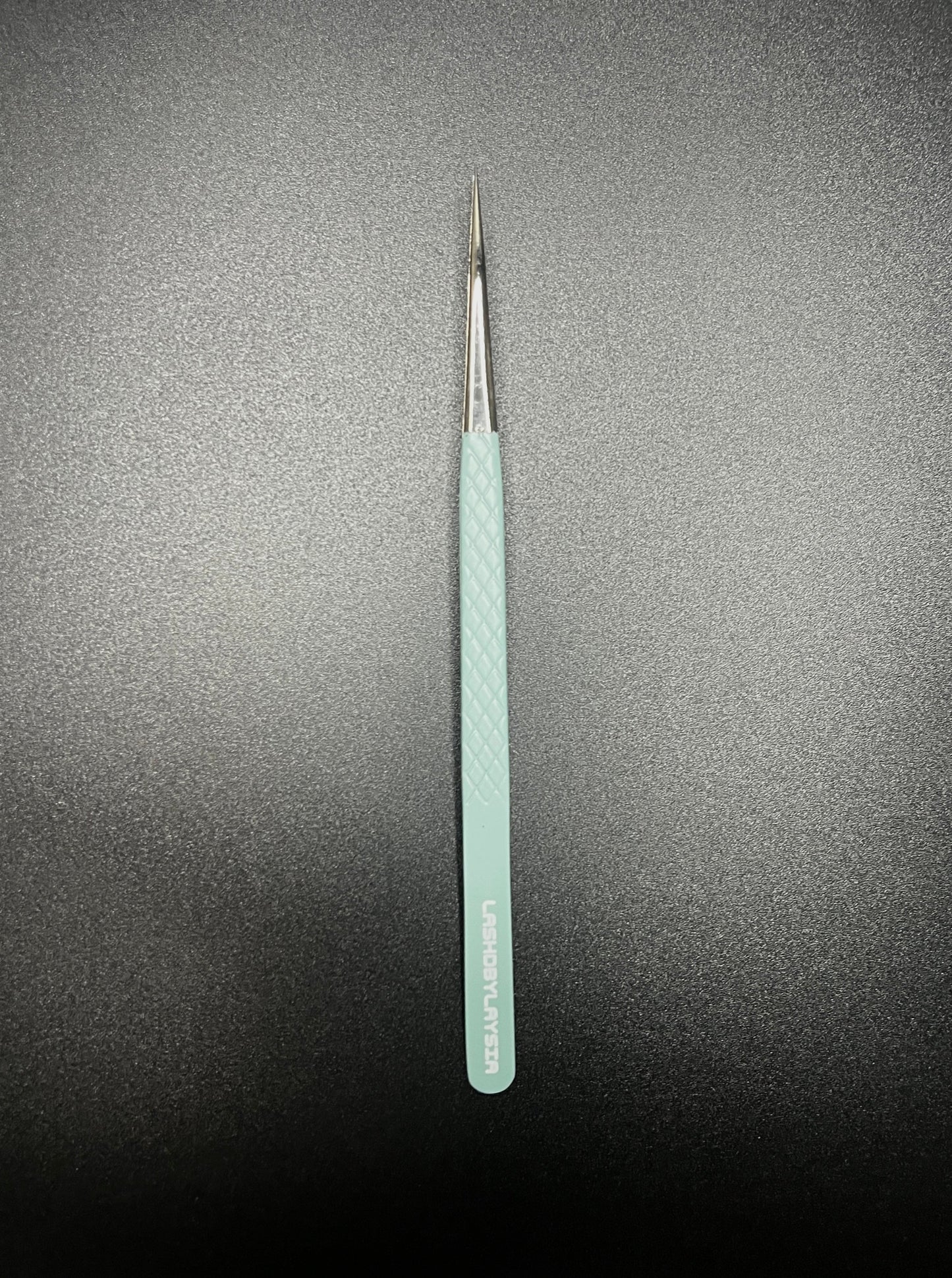 Str8 Up Isolation Tweezer