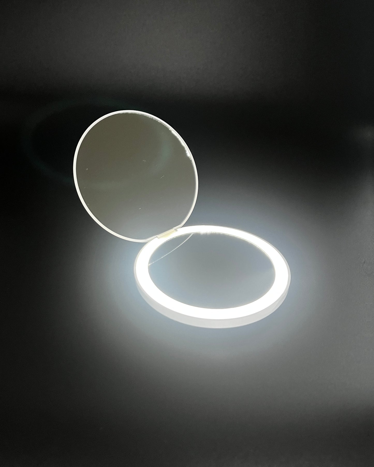 LED Compact Mirror